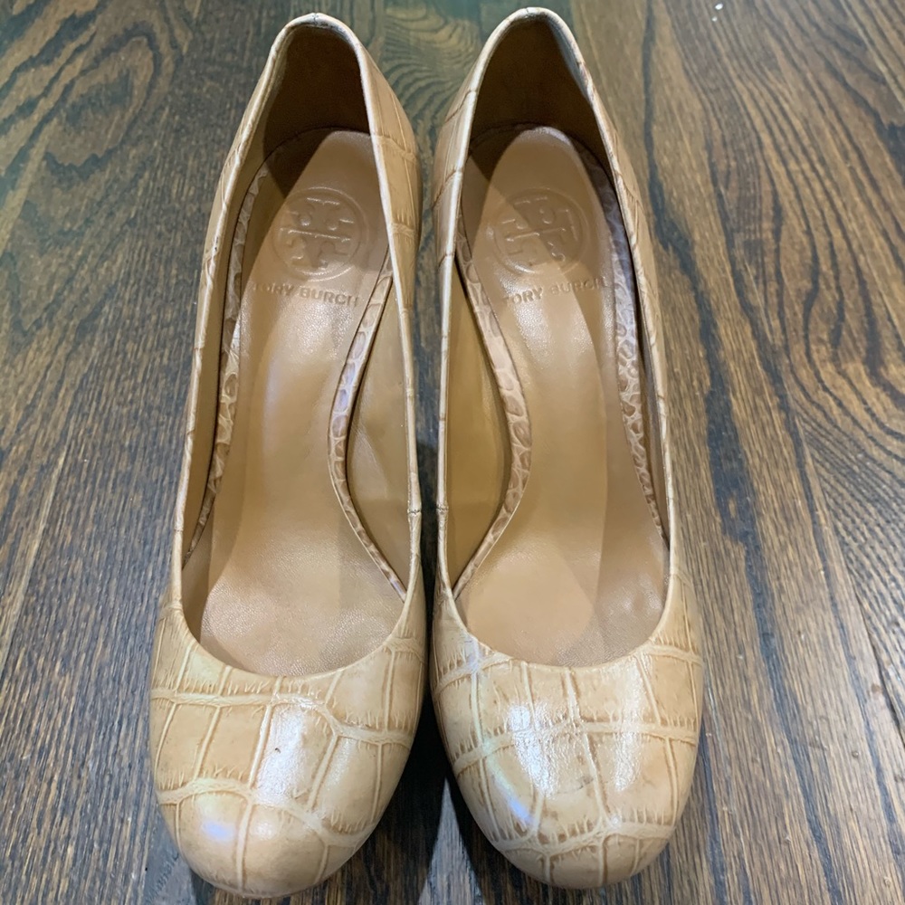 Tan TORY BURCH leather heel